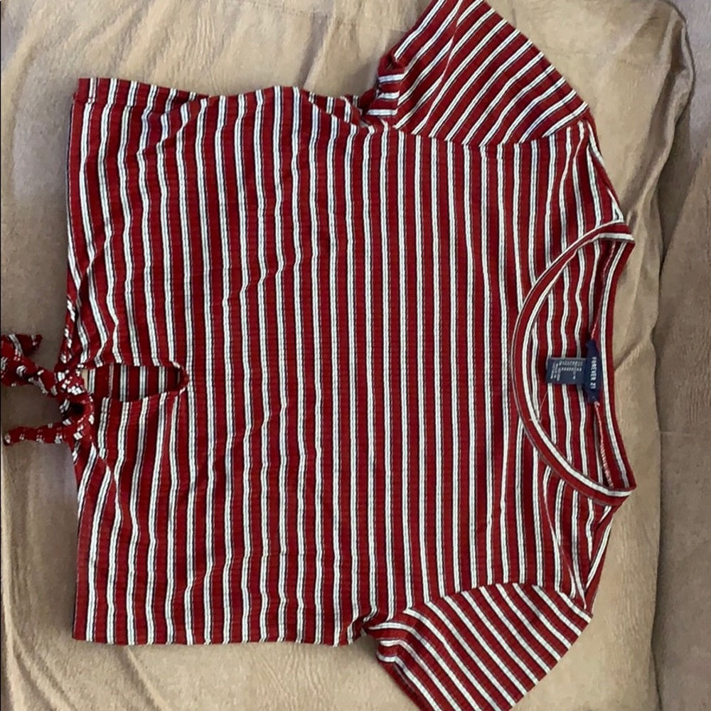 SOLD    Striped crop top with tie!